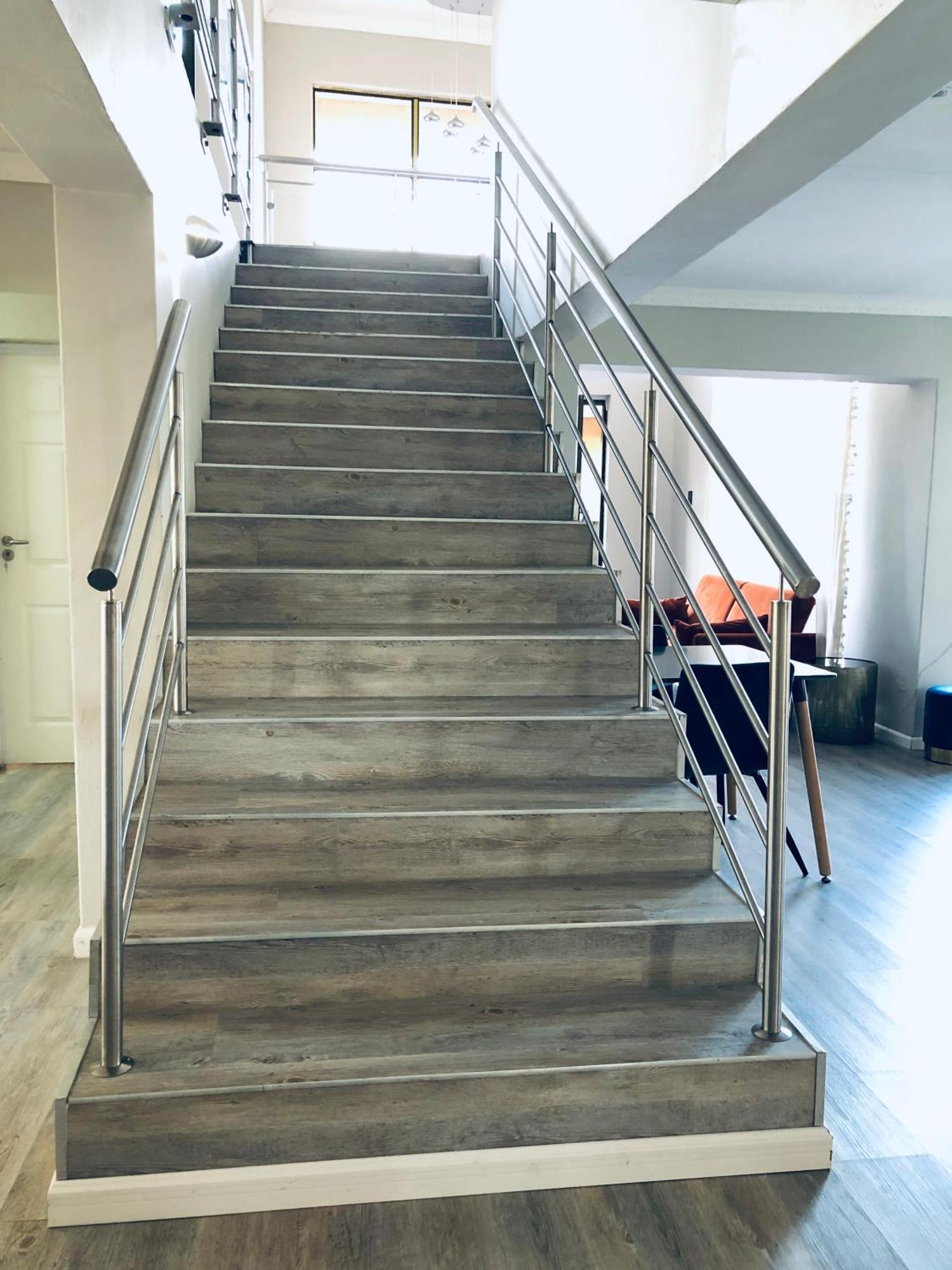 גאבורון Gabz Airport Inn מראה חיצוני תמונה